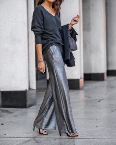 Silver Wide Leg Pants Outfit, Metallic Pants Outfit Silver, Black Sequence Pants Outfits, Metallic Blazer Outfit, Sparkly Trousers Outfit, How To Style Silver Pants, How To Style Sequin Pants, Velvet Wide Leg Pants Outfit, Sequin Pants Outfit Casual