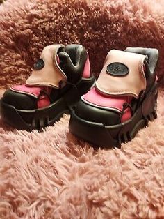 Luxury Round Toe Platform Sneakers, Pink Low-top Leather Boots, Pink Leather Low-top Boots, Leather Party Sneakers With Round Toe, Designer Party Sneakers With Round Toe, Designer Round Toe Sneakers For Party, Swear Shoes, Vintage Platform Shoes, 1990s Shoes