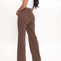 Brown Mom Jeans Brand New Super Cute Fit Sooo Good Just Not My Style Recycling Closet Make An Offer! H&m Brown Bottoms For Spring, Brown Casual Bottoms From H&m, H&m Brown Casual Bottoms, Brown Mom Jeans, Thrift List, Jeans Woman, Brown Jeans, Autumn Outfits, Cute Fit