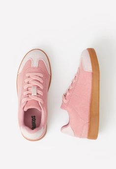 Style meets comfort in every step. These sneakers are designed to elevate her everyday look effortlessly. Girls Shoes Sneakers, Clean Origin, Suede Sneakers, Color Therapy, Rose Pink, Kids Fashion Girl, Christmas Presents, Everyday Look, Girls Shoes