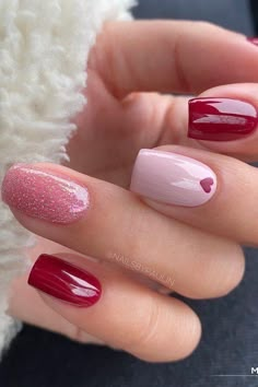 Red Nails With Rhinestones Simple, Valentine Nail Art, Nail Designs Valentines, Trendy Nail Art, Trendy Nail Design, Fall Nail Art, Short Nail Designs, Nail Art Ideas