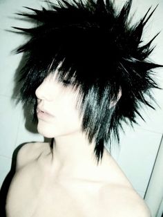 Scenemo Hair, Emo Haircuts, Emo Pictures, 2000s Scene, Pleasing People, Emo Scene Hair, Scene Boys, Goth Hair