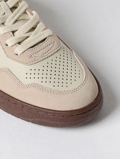 Sneakers VEJA Woman color Beige Sneakers Veja, Basket Veja, Beige Sneakers, Veja Sneakers, Centre Commercial, Italian Fashion Designers, Recycled Fabric, Italian Fashion, Woman Colour