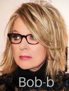 Top Hairstyles For Women Over 50 | 2018 | Photos and video Shoulder Layered Haircuts, Layers Hairstyles, Haircut Medium, Hair Length Chart, Color Rubio, Layered Bob Hairstyles, Diane Keaton, Top Hairstyles, Hairstyles Over 50