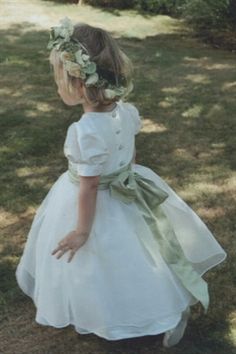 Flowergirls Dress Sage Green, Garden Wedding Flower Girl, Flower Girl Aesthetic Wedding, Sage Dresses Bridesmaid, Rustic Sage Green Wedding, Green Flower Girl Dresses, Full Gathered Skirt, Flower Girl Outfit