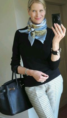 Square Silk Scarf, Outfit Trends, Scarf Tying, How To Wear Scarves, Travel Wardrobe