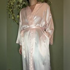 Silk Satin Light Pink Robe Vintage See Pics For Wear & Tear On Fabric And Labels Pink Silk Robe, Dior Pink, Silk Robe, Pink Silk, Silk Satin, Women's Intimates, Christian Dior, Light Pink, Dior