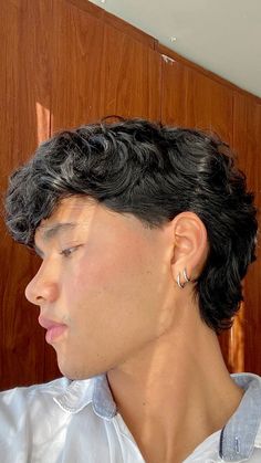 Taper Fade Short Hair, Fade Haircut Curly Hair, Wavy Hair Men, Best Winter Outfits, Faded Hair