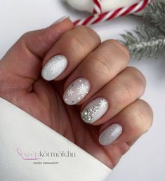 Cozy and Chic: 25 Prettiest Short Winter Nails Pretty Shorts, Winter Nails