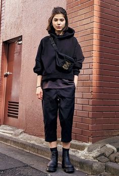 Andro Fashion, Androgynous Outfits, Queer Fashion, Neue Outfits, Androgynous Fashion, Looks Black, Tomboy Fashion, Looks Vintage