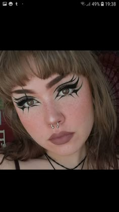 Negative Eyeliner, White Liner Makeup Looks, Fire Eyeliner, Gothic Eyeliner, Gothic Eye Makeup, Eyeliner Inspo, Goth Eye Makeup