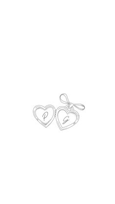 two heart shaped earrings with the letter p on them