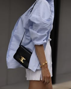 Staple Outfits 2023, Mode Casual, Celine Bag, Mode Inspo, 가을 패션, Looks Style, Mode Inspiration, Spring Summer Outfits, Blue Shirt