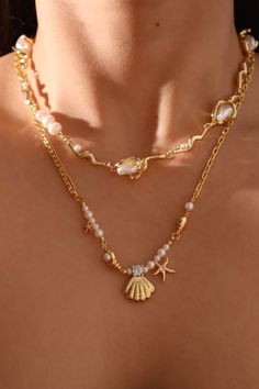 18K Real Gold Plated Sea Shell Pearls Necklace – Cutethingscommin Gold Shell Jewelry, Summer Accessories Aesthetic, Cute Gold Jewelry Aesthetic, Gold Jewelry Summer, Champagne Gold Jewelry, How To Layer Jewelry, Shell Necklace Aesthetic, Jewelry With Shells, Pearl And Gold Jewelry