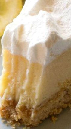 This easy Lemon Pie is light, creamy, sweet and tart lemon pie with a thick graham cracker crust. The famous Magnolia Lemon Pie by Joanna Gaines. An easy desser Easy Lemon Pie, Magnolia Recipes, Graham Cracker Crust Recipe, Lemon Pie Recipe, Pie Pie, Pie In The Sky, Lemon Poppy, Lemon Flavor, Perfect Pies