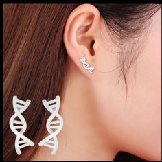 Pair Of Dna Strand Earrings These Are Only Available In Gold-Tone (Silver-Tone Photo Is Just To Show How Earrings Look While Being Worn) 2nd Photo Is The Actual Pair Of Earrings! Science Earrings, Molecule Jewelry, Dna Earrings, Dna Jewelry, Double Piercing, Science Jewelry, Wholesale Earrings, Engagement Earrings, Double Helix