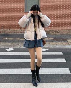 #이수빈 #LeeSubin #방과후설렘 #MyTeenageGirl Winter Holiday Outfits, Holiday Outfits, Fashion Inspo Outfits, Pretty People, Korean Fashion, Winter Outfits, Fashion Inspo, Cute Outfits, Style Inspiration