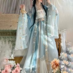 Hanfu Dress Princesses, Korean Hanfu, Blue Hanfu, Embroidery Traditional, Traditional Chinese Clothing, Fairy Cosplay, Big Sleeves, Chinese Vintage