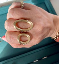 Oval Portrait, Gold Dust, Ring With Diamond, Chains Necklaces, Large Ring, Split Shank, Pendant Rings, Ring Diamond, Gold Diamond Rings