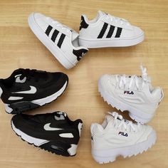 Luxury Baby Fashion, Baby Nike Shoes, Nike Shoes For Boys, Kids Outfits Daughters, Designer Baby Clothes, Kids Dress Wear, Fashionable Baby Clothes