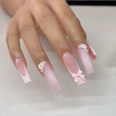 Long Nails Flowers, Baby Pink Long Nails, Gen Nails, Pink Long Nails, Nails Baby Pink, Flowers Coquette, Nails Latina, Wife Nails, Latina Nails