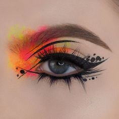 Trippy Eyeshadow Looks, Artistic Eyeliner, Wicked Makeup, Pride Ideas, Abby Roberts, Eyeshadow Ideas, Makeup Steps, Cute Eye Makeup