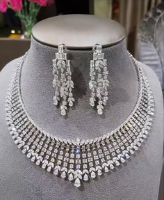 Awesome Necklaces, Global Dress, Diamond Necklace Set, Diamond Choker, Wedding Jewelry Sets, Necklace Set, Bridal Jewelry, Jewelry Sets, Wedding Jewelry