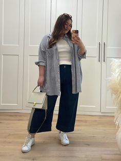 Classic Spring Outfits, Outfit Ideas For Curvy Women, Striped Boyfriend Shirt, Stylish Plus Size Clothing, Plus Size Looks, Trendy Outfit Ideas