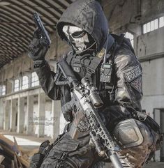 SPEC OPS COMMANDO Ghost Soldiers, Combat Gear