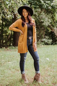 Fall Photo Outfits, Wineries Outfit, Thanksgiving Outfit Women, Long Knit Cardigan, Perfect Fall Outfit, Senior Photo Outfits, Trendy Fall Outfits, Picture Outfits, Thanksgiving Outfit