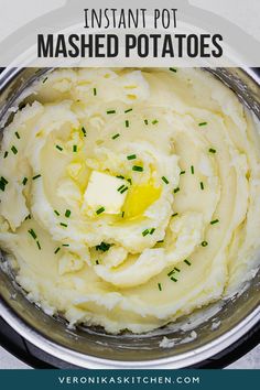 mashed potatoes in an instant pot with butter and parsley