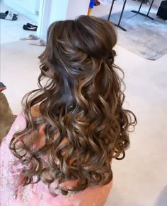 Haf Up Half Down Hairstyles For Weddings Long Curly, Elegant Hairstyles Down Curls, Bridesmaid Hair Curly All Down, Long Curly Wedding Hairstyles Down, Bride Hairstyles Down Curls Long Curly, Prom Hairstyles For Shorter Hair, Formal Hairstyles Half Up Half Down, Long Hair Bridal Hairstyles, Down Hairstyles For Long Hair