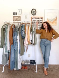 Capsule Wardrobe Vision Board, Four By Four Capsule Wardrobe, Bohemian Wardrobe Capsule, Crunchy Capsule Wardrobe, How To Build Minimalist Wardrobe, Creating A New Wardrobe, Capsule Wardrobe And Outfits, Capsule Wardrobe Shirts, Thrift Capsule Wardrobe