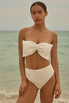 Love Stories Pebbles High-Waisted Bikini Bottoms Swimming Wedding, Wedding Swimsuit, Bride Bathing Suit, Bridal Swimsuit, Bridal Swimwear, Cruise Fashion, White Bathing Suit, White Swimwear, High Waisted Swim