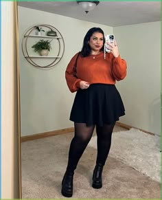 Dress Outfits Plus Size Casual, Skirts With Tights Plus Size, Plus Size Skirt Fall, Plussize Outfit Ideas Winter, Cute Clothes For Plus Size Women, Fall 2024 Fashion Plus Size, Curvy Girl Outfits Autumn 2024, Plus Size Cider Outfits, Fall Clothes Plus Size