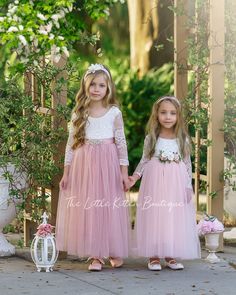 Step into a world of enchantment with our Pink and Mauve long sleeve lace and tulle flower girl dress. Perfect Princess dress for a boho style wedding or birthday dress. Crafted from the softest bridal-grade tulle and warm white lace, this dress is a fairy tale come to life for your little girl. The beautifully designed V-shaped backside, edged with delicate eyelash lace, adds an air of elegance and grace, perfect for any wedding theme. Whether you're dreaming of a Boho chic, a timeless classic, Mauve Flower Girl Dress, Green Flower Girl Dress, Bohemian Flower Girl Dress, Boho Flower Girl Dress, Green Flower Girl Dresses, Rustic Flower Girl Dress, Flower Wreath Hair, Boho Flower Girl, Tulle Flower Girl Dress