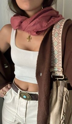 Winter Desert Outfit, Scarfs Outfits, Surfer Girl Outfits, Outfits Layering, Desert Outfit, Downtown Outfits, Layering Outfits, Looks Style, Scarfs