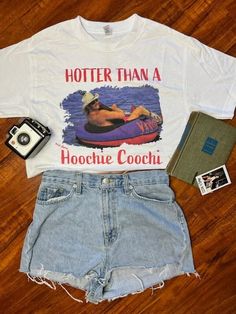 Country Music Outfits, Time Graphic, Nashville Outfit, Fest Outfits, Alan Jackson, Graphic Crop Top, Nashville Outfits, Country Concert Outfit, Vintage Crop Tops