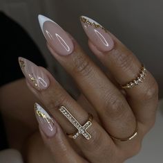 Nails Apres, Classy Acrylic Nails, Neutral Nails, Elegant Nails, Bridal Nails, Luxury Nails, Classy Nails, Pretty Acrylic Nails, Chic Nails