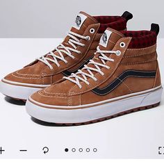 Vans Off The Wall Plaid Brown/Black Brand New Vans Brown, Vans Old School, Plaid Brown, Vans Store, Classic Vans, Vans Sk8 Hi, Custom Vans, Waterproof Shoes, Vans Off The Wall