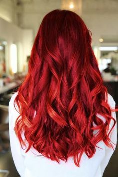 Red hair ombre highlight Bright Red Hair Color, Trendy We Fryzurach, Rich Brunette, Bright Red Hair, Haircut Hairstyle, Hair Haircut, Dye My Hair, Hair Dye Colors