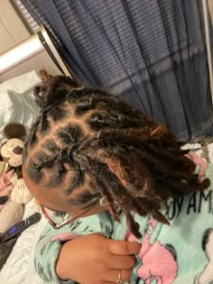 Locs Hairstyles For Women Retwist, Short Retwist Styles, Short Locs Hairstyles For School, Old Locs Hairstyles, Loc Styles For Black Women Short, Retwist Locs Style Women, Retwist Hairstyles, Retwist Styles For Short Locs, Barrel Twist Locs Women