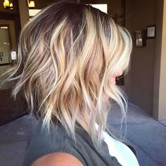 Short Textured Hair, Messy Bob Hairstyles, Messy Bob, Choppy Bob, Long Bob Hairstyles, Short Hair Color, Curly Bob Hairstyles, Brown Blonde Hair