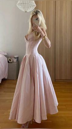 Fancy Aesthetic Dresses, Princess Dress Aesthetic Pink, 1950 Dresses Formal, Pink Ball Dress Aesthetic, Trying On Dresses Aesthetic, Prom Dresses Europe, Pointy Bra Outfit, Ethereal Dresses Aesthetic, Auroracore Fashion