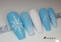 Powder Blue Christmas Nails, Blue Winter Wonderland Nails, Baby Blue Snowflake Nails, Blue Snowflake Nails Acrylic, Baby Blue Winter Nails Acrylic, Xmas Nails Blue, Blue Winter Nails Snowflakes, Blue And White Christmas Nails, Baby Blue Christmas Nails