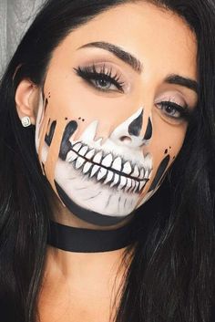 Makeup Zombie, Halloween Makeup Look, Balayage Straight, Skeleton Face, Skeleton Makeup, Halloween Tutorial, Halloween Makeup Scary