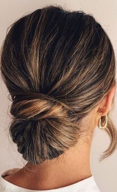 Low Bun For Bridesmaid, Low Knot Wedding Hair, Wedding Hairstyles Minimalist, Bridal Knot Bun, Bride Hair Low Bun, Low Bun Braid Hairstyles, Wedding Hair Bun Low, Low Bun For Wedding, Casual Low Bun