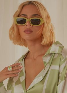 split Retro babe vibes in our Downtown LA sunglasses. The perfect finishing touch to all of your fave 'fits. - Sunglasses - Rounded oval shape - Moulded arms with metal hinges - Moulded nose piece - 100% Polycarbonate frame One Size Bbq Outfit, Sunglasses Photography, Bbq Outfits, Sunglasses Outfit, Green Sunglasses, Nose Piece, Outfit Inspo Summer, Fashion Eye Glasses, Metal Hinges