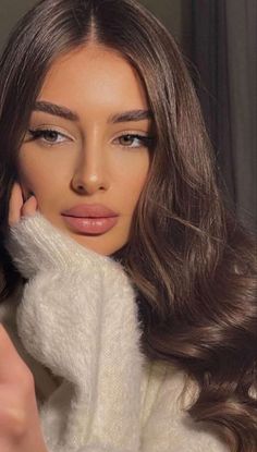 روتين العناية بالبشرة, Foto Poses, Glam Makeup, Girls Makeup, Gorgeous Hair, Beauty Inspiration, Makeup Inspiration