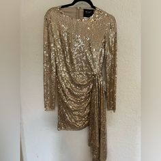 Nwt Size 4 Gold Mac Duggal Dresses, Mac Duggal, Sequin, Size 4, Mac, Long Sleeve Dress, Mini Dress, Womens Dresses, Long Sleeve